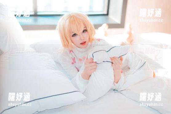 翻开Bambi(밤비)的[Loozy]S-Bambi(밤비)图册，隐秘的一角总是挑逗着我的想象。