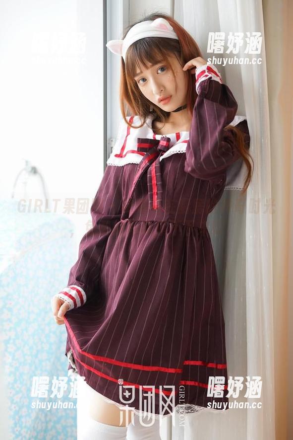 GIRLT果团网 - 林弯弯在厨房的神奇时光，免费的写真停不下来啊