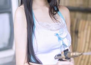 GIRLT果团网 – 龚玥菲的透明写真，似乎每一张图包都在传达一种无言的美感。