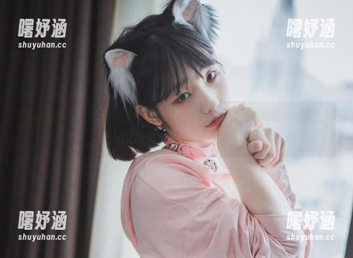 Mimmi(밈미)的御姐cos，原图里居然藏着她的小心思，想猜猜你会发现啥？