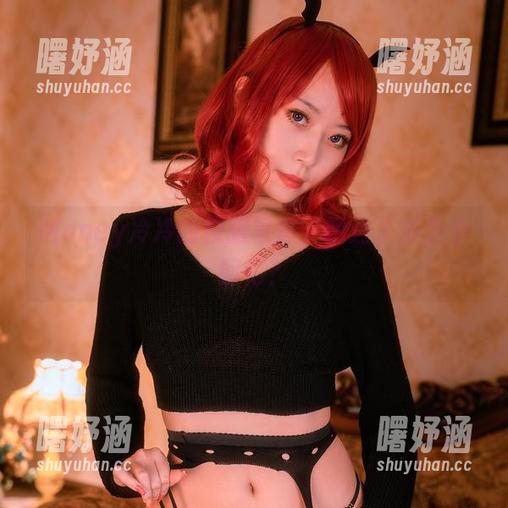 Money冷冷的校服写真，精选了多少个回忆？