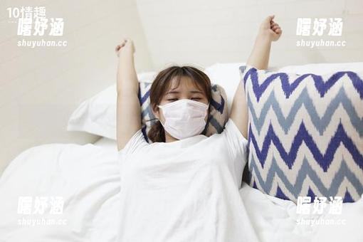 说是ROSI和服，私房美图更像是一种小俏皮。