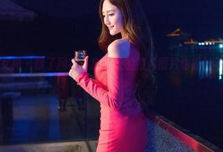 TGOD推女神 – 除了网袜，施忆佳的福利图片也是妙不可言，快来瞧瞧