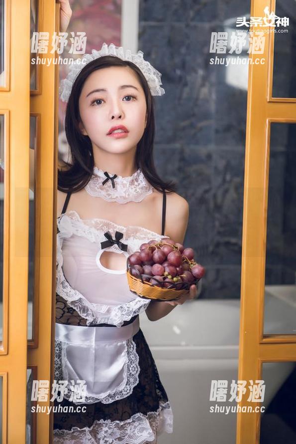 TouTiao头条女神 - 原图曝光，梁芮溪的天使气场太强，我突然觉得自己像个凡人。