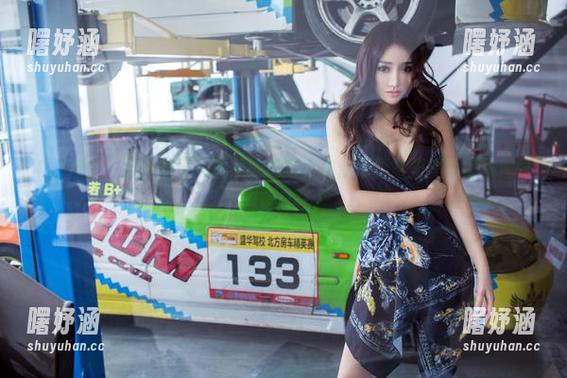 TuiGirl - 静静欣赏郑瑞熙的纯白，高清写真集里涌动的氛围恍如置身云端