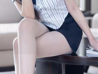 XIAOYU语画界 – 这是蜜桃酱的高清姐弟合，当然没有弟弟，只是随便一说。