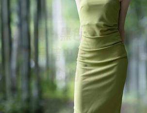 Xiuren秀人网 – 黑色图集：Baileys香儿教你如何在黑暗中焕发光彩，是的，光芒四射的那种！