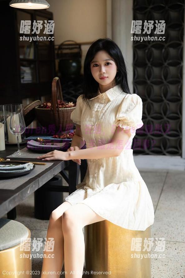 Xiuren秀人网 - 在线，Elise谭晓彤又美出新高度，水手服是怎么回事？