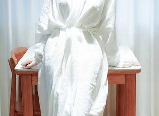 Xiuren秀人网 – 哦，Lovely璐璐，那身制服真绝了你们快来下载这美图吧！