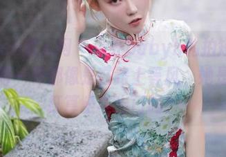 Xiuren秀人网 – 小乔babyb私拍短裙系列：每一件都像是在路上等风，她是真的打算坐车出门吗？