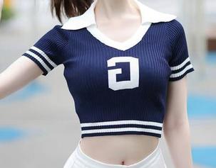 Xiuren秀人网 – 护士制服与岁小岁的碰撞，精选时刻，你确定没有药水味？