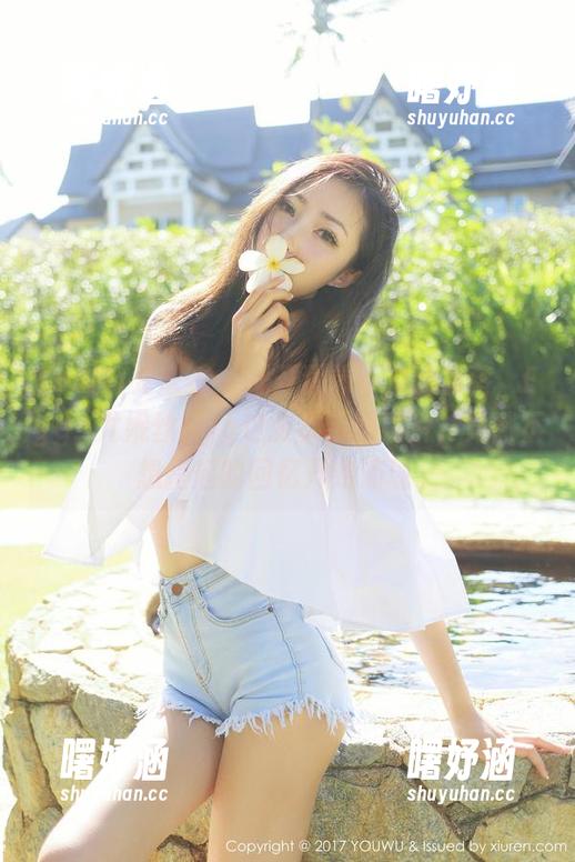 YouMi尤蜜荟 - 揭开犹豫不决的角落，Egg_尤妮丝Egg这张水手服照片，竟然不想提起的回忆开始涌现。