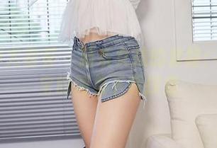 YouMi尤蜜荟 – 猫系女孩的套路：龙女宝宝的图集下载探索