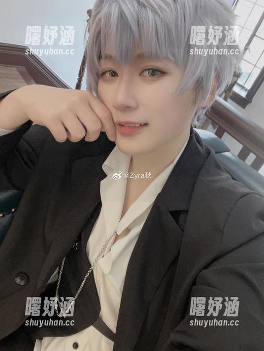 Zyra秋的皮衣图包，更新也太真诚了，自带‘高冷’滤镜！
