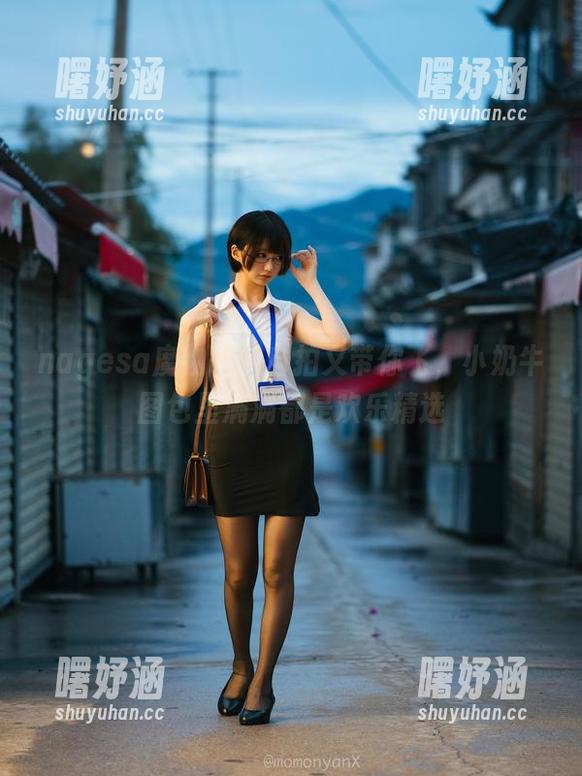 nagesa魔物喵的自拍又带你飞，小奶牛图包里满满都是欢乐精选