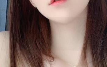 一小央泽才不怕将乌鸦少女cos成风格！随便可爱或摇滚也行。