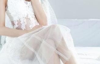 丽柜 – 白云的白丝合集，适合那种懒散的午后，慢慢翻看…