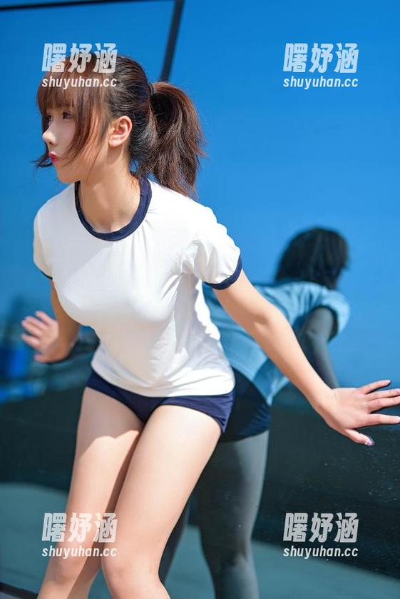 九曲Jean 又见九曲Jean的“修女”,不讲圣光,反而多了几分撩人的模糊,哈哈,太有趣了。