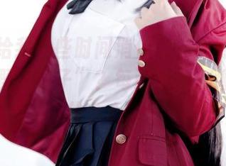 能不能给我一些时间消化半半子的“白百合姬冲野真夜子”？每张美图都像在暗示什么心事。