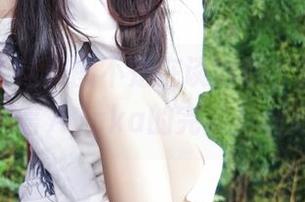 嗲囡囡 – 这美图不是在谈瑜伽，是在炫耀方绮言Ayaka的完美身材吧？