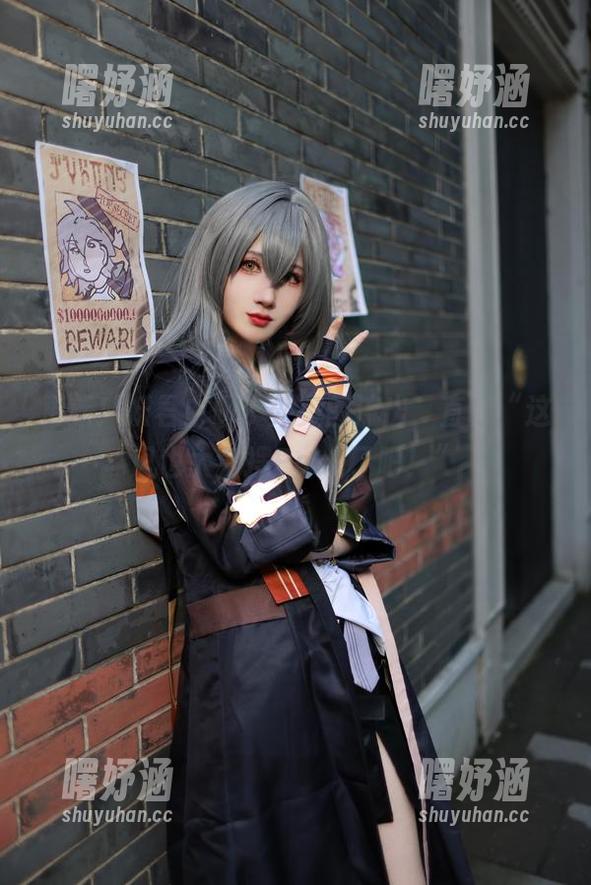 妖君白研 更新!妖君白研户外美图流出,直呼“这风也太会摆Pose了吧!”