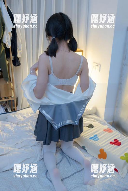 少女秩序 - 点击下载小葵的白丝图包，可能会不小心迷路哦。