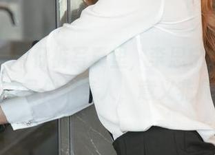 尤果网 – 牛仔裤写真里，李思宁是那条裤子的最佳代言人，意义非凡。