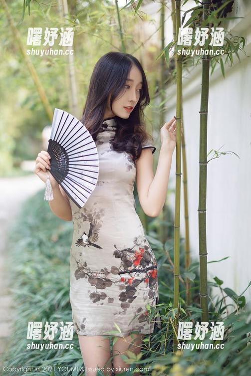 尤蜜荟 - 娜露Selena的女友图集，福利画风十足，眼睛都不够用！
