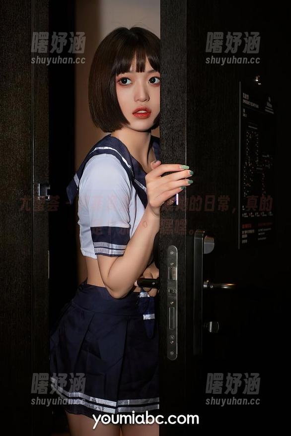 尤蜜荟 - 尹菲资源：一窥她的日常，真的是个乐子，嘿嘿。