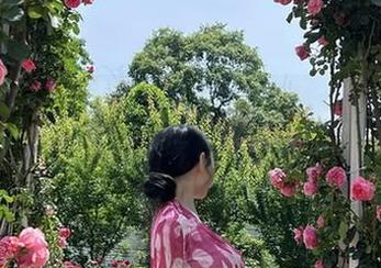 微密圈 – 听说左公子666的私房写真，都被旅行的气息渗透了？
