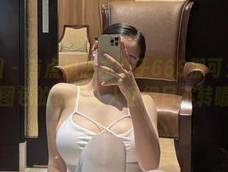微密圈 – 有点想念左公子666那可爱的姿态，图包的资源让人看得目不转睛啊！