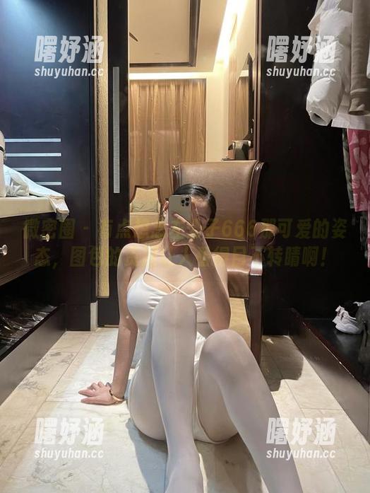 左公子666 微密圈 - 有点想念左公子666那可爱的姿态,图包的资源让人看得目不转睛啊!