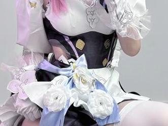 幼爱youmeko那全套少女图包，我的眼睛已经开始不知不觉移不开了