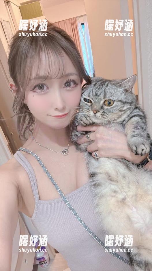 月城委员会的黑暗修女cos，配上这些图片，我快成神棍了，哈哈哈！