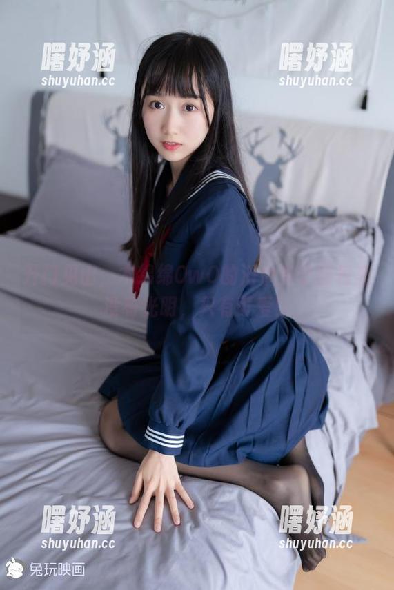 开门见山，木绵绵OwO的浴巾兔子图包里没有光明，只有可爱！