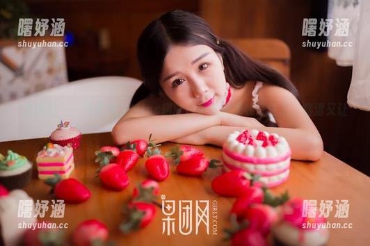 果团网-Miss琪 果团网 - 一开图库,Miss琪的白色就把视线钉住了,高清又让人想多看一会儿。