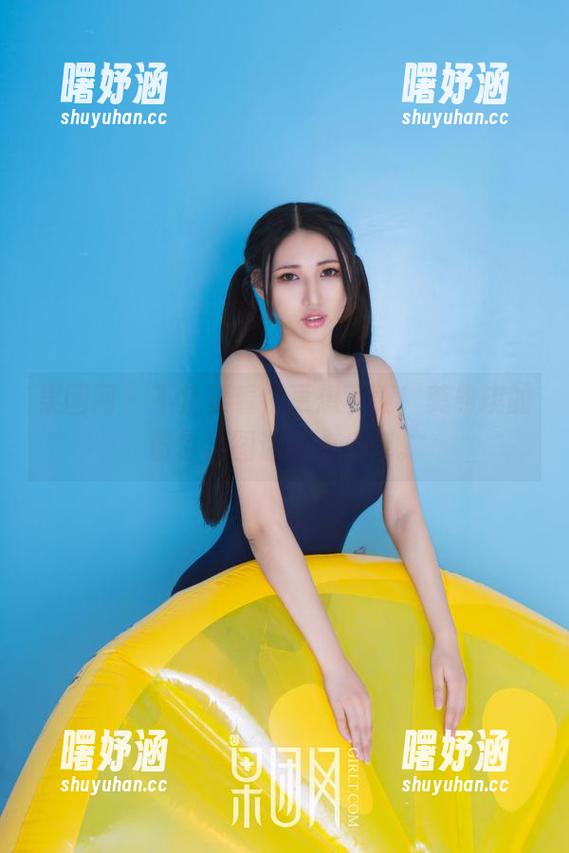 果团网 - 不止要看，更想下载！莫雅琪的粉色套图让你心痒痒。