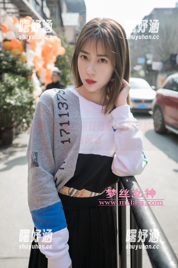 梦丝女神 - 璇璇的浴缸迷局-写真里的水花与闪念