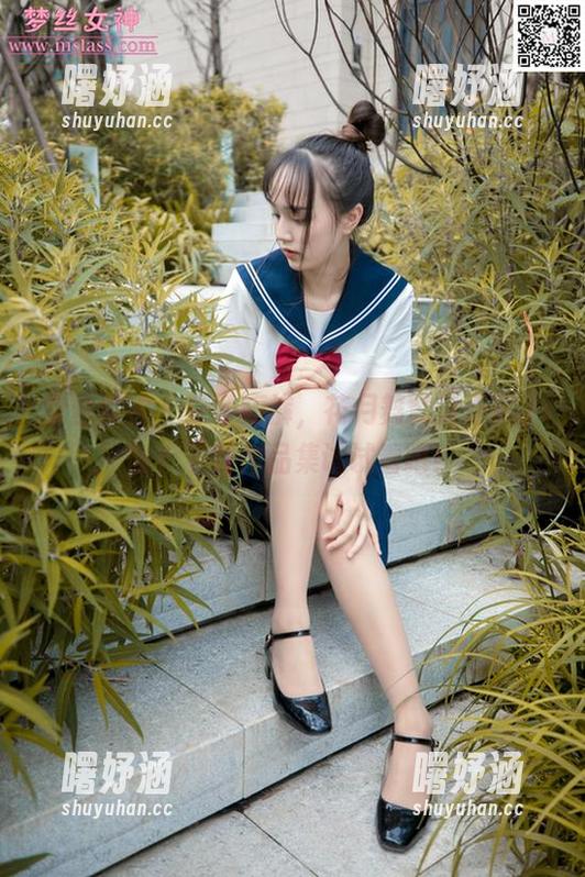 梦丝女神 - 除了短裤，花月舞究竟还藏了啥？下载作品集试试看吧！