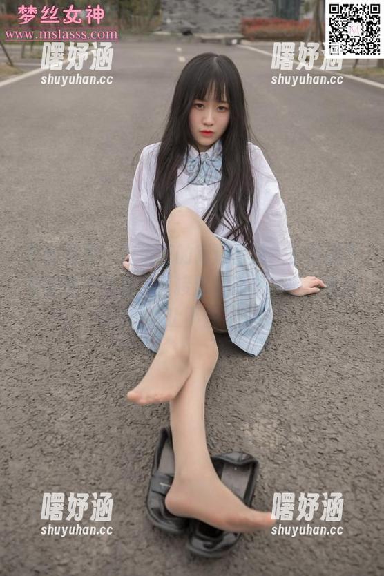 梦丝女神 - 有香萱的高清自拍，套图都不怕被缺少什么，直接浑身无懈可击，看而止不住