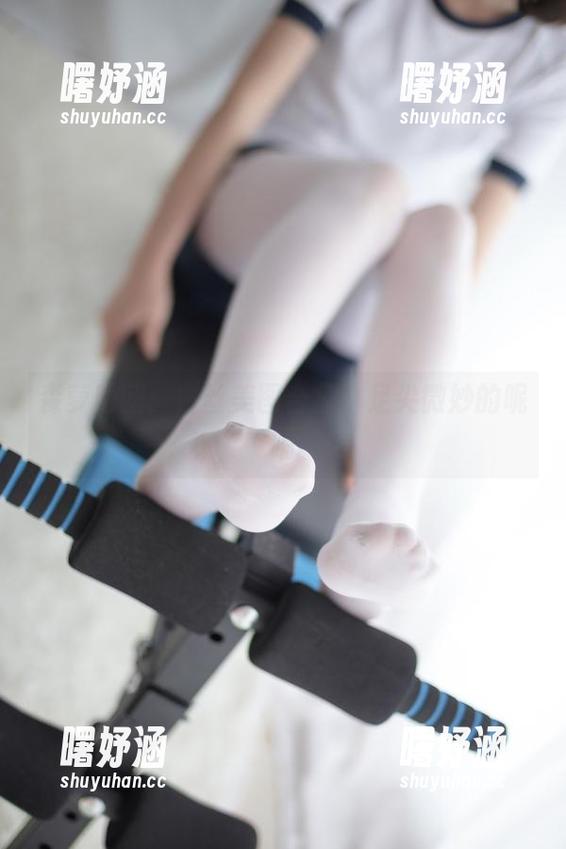 森萝财团：白丝美图合集，足尖微妙的呢喃