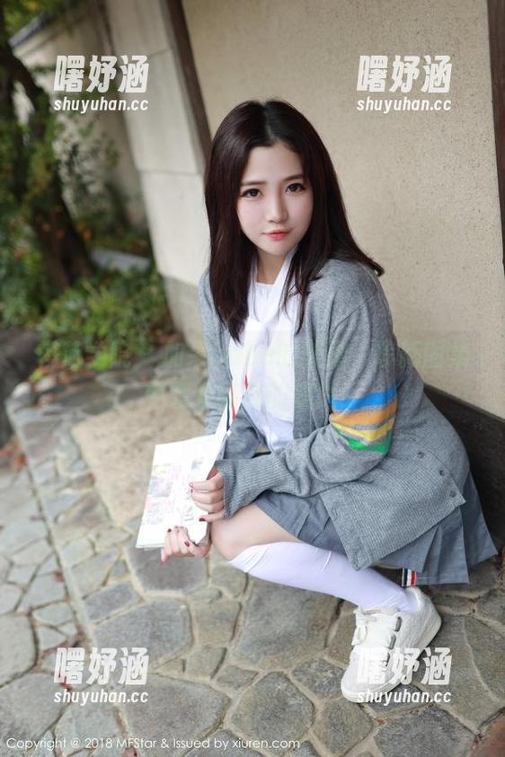 模范学院 - 加朵babe的美脚，珍藏图集中万众瞩目的翘楚！
