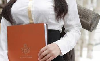 模范学院 – 免费施赠！下载徐媛媛的纯白，明明不用冬装还这么清凉你们第三季的献上!