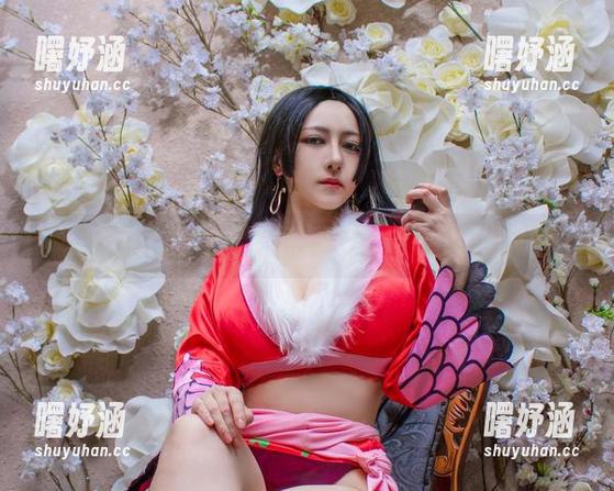 樱晚gigi 被樱晚gigi的“晚哥系列”淋湿——雨中的福利探索
