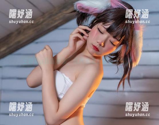 王胖胖u校服私房，这种感觉还真有点特别。