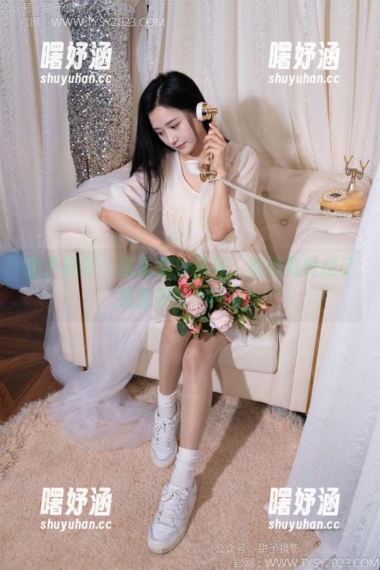 甜予摄影 - 诺诺穿白棉袜，没想到竟成了美图界的小网红！