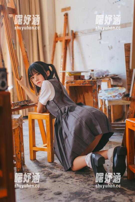 兔女郎随拍｜疯猫ss私房原图，时不时觉得她在打我！