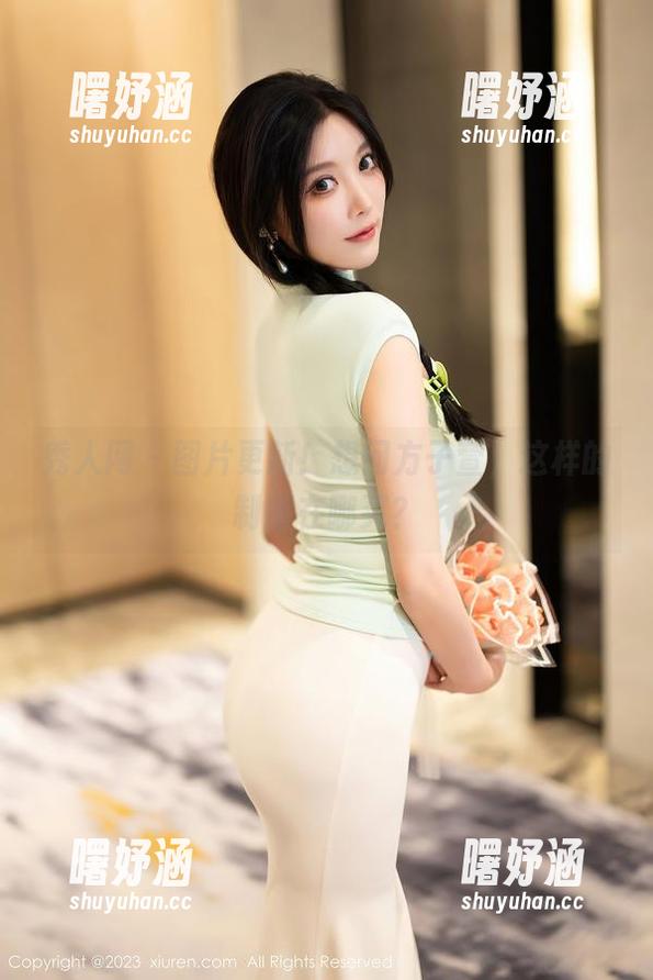 秀人网 - 图片更新！想问方子萱，这样的制服在哪买？