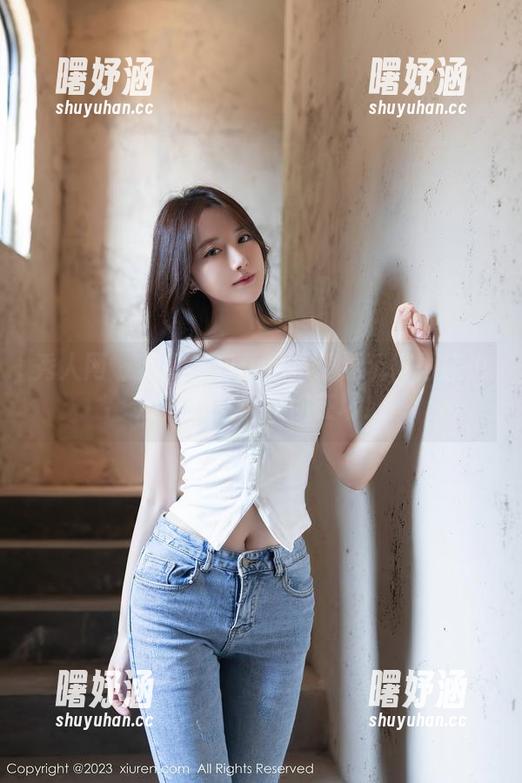 秀人网 - 修女图包：是小逗逗玩得再疯也没关系，只要你在场！