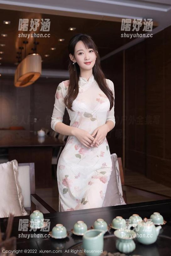 秀人网 - 你和林文文yooki的户外全集写真：好像有点没边了呢。